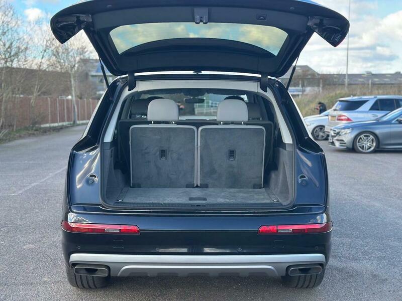 
								Audi Q7 3.0 TDI V6 SE Tiptronic quattro Euro 6 (s/s) 5dr – 2015 full									