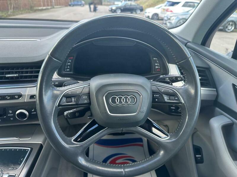 
								Audi Q7 3.0 TDI V6 SE Tiptronic quattro Euro 6 (s/s) 5dr – 2015 full									