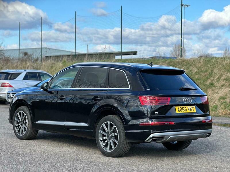 
								Audi Q7 3.0 TDI V6 SE Tiptronic quattro Euro 6 (s/s) 5dr – 2015 full									