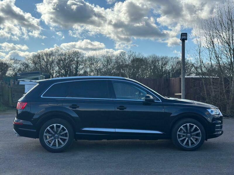 
								Audi Q7 3.0 TDI V6 SE Tiptronic quattro Euro 6 (s/s) 5dr – 2015 full									