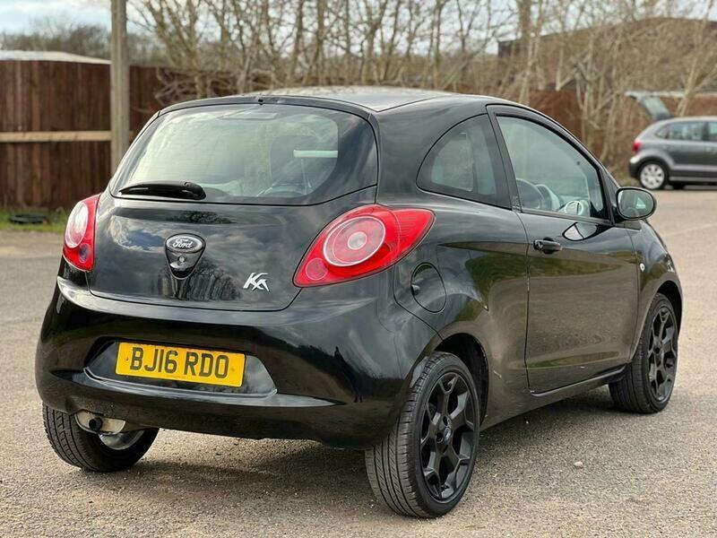 
								Ford Ka 1.2 Zetec Black Edition Euro 6 (s/s) 3dr – 2016 full									