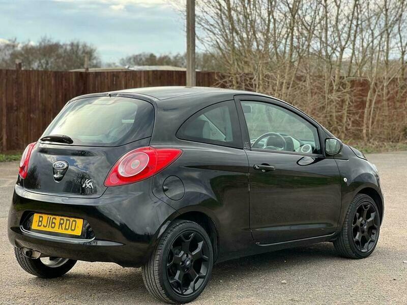 
								Ford Ka 1.2 Zetec Black Edition Euro 6 (s/s) 3dr – 2016 full									