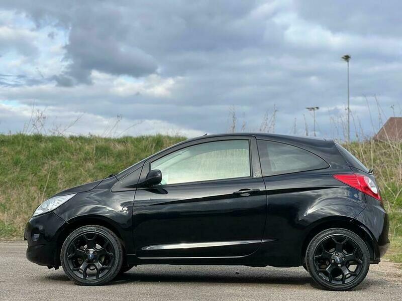 
								Ford Ka 1.2 Zetec Black Edition Euro 6 (s/s) 3dr – 2016 full									