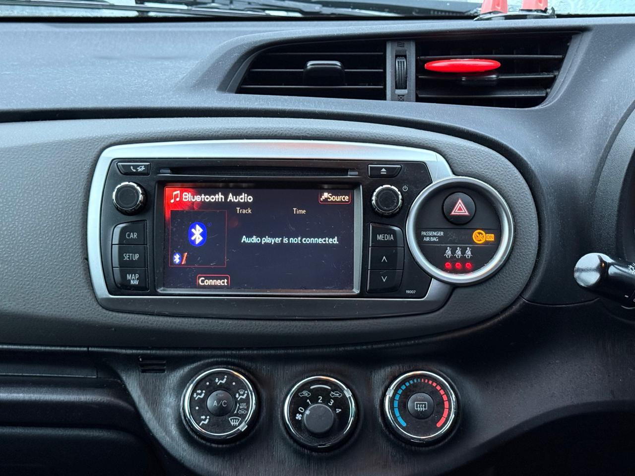 
								Toyota Yaris – 2012 full									